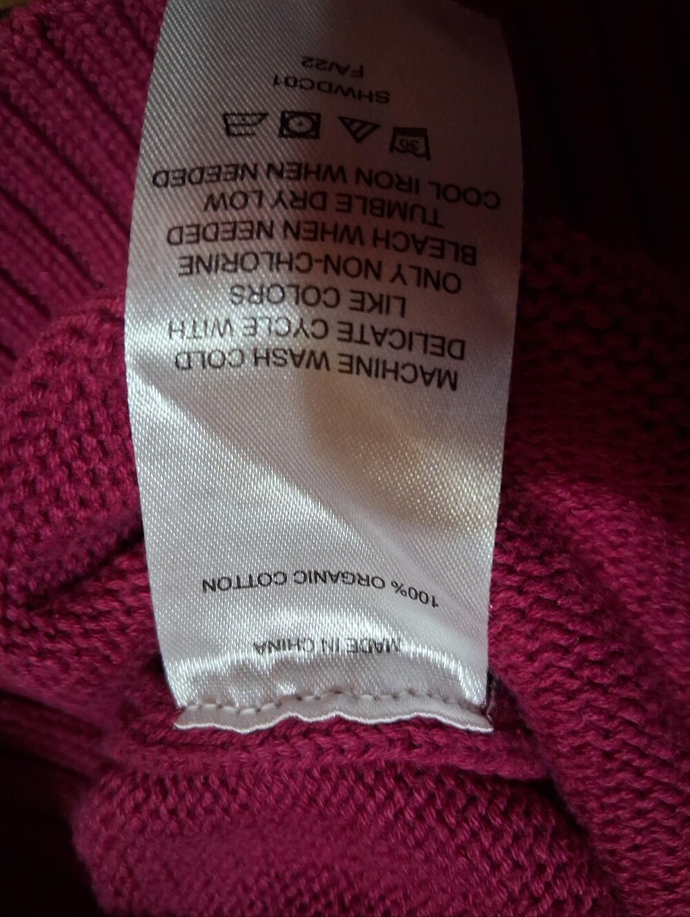 Quince women's sweater in a deep pink/magenta, Fisherman Crew, Small - Picture 4 of 6